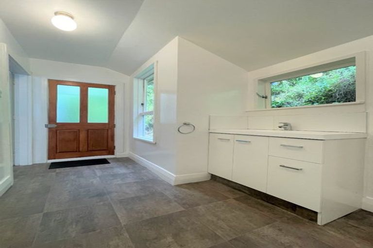 Photo of property in 2 Entrance Street, Aro Valley, Wellington, 6012