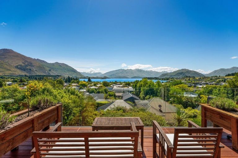 Photo of property in 91 Youghal Street, Wanaka, 9305