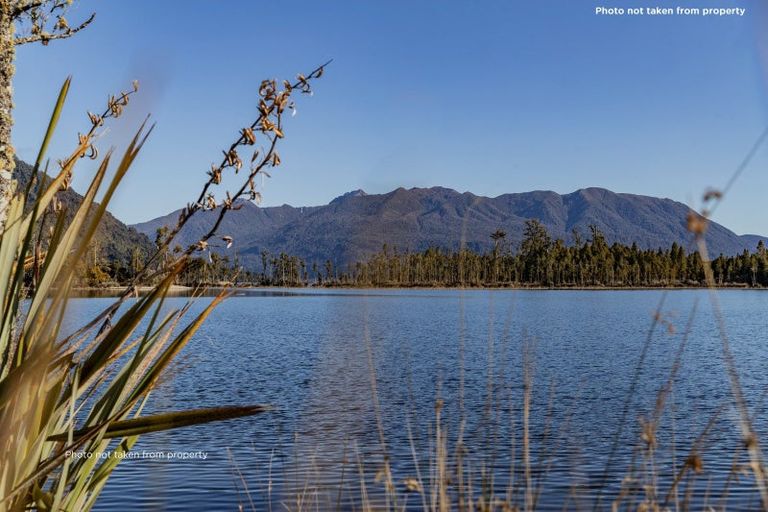 Photo of property in 12 Iveagh Bay Drive, Moana, 7875