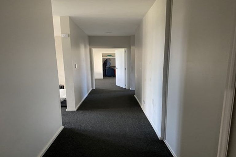 Photo of property in 86 Shillingford Boulevard, Rolleston, 7615