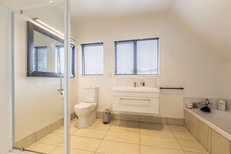 Photo of property in 85 Waterloo Crescent, Hokowhitu, Palmerston North, 4410