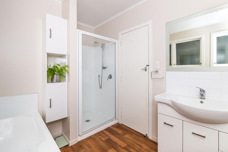 Photo of property in 181 Tauhara Road, Tauhara, Taupo, 3330