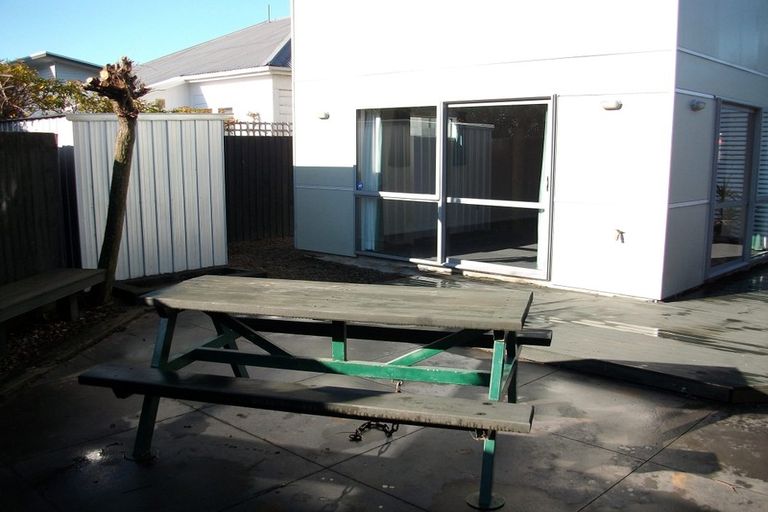 Photo of property in 5/12 Hutcheson Street, Sydenham, Christchurch, 8023
