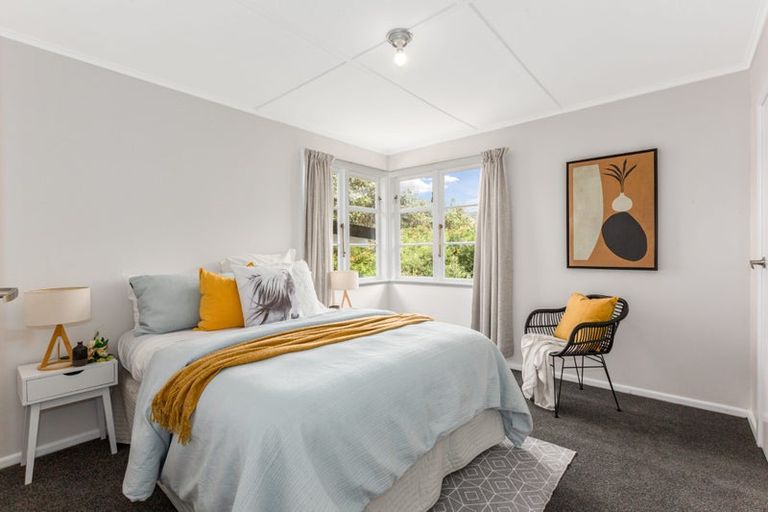 Photo of property in 27 Mckillop Street, Ranui, Porirua, 5024