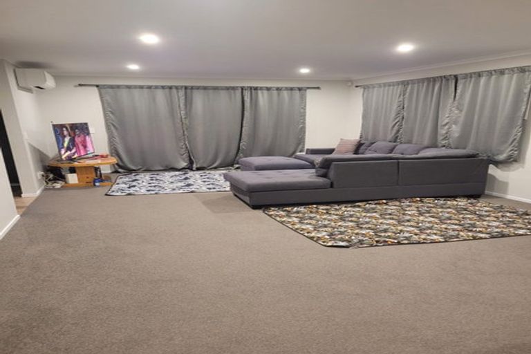 Photo of property in 8 Takapo Grove, Kelson, Lower Hutt, 5010