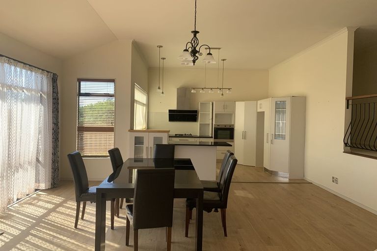 Photo of property in 5 Javelin Close, Gulf Harbour, Whangaparaoa, 0930