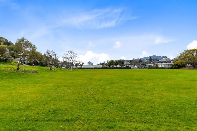 Photo of property in 2/27 Renwick Place, Nelson South, Nelson, 7010