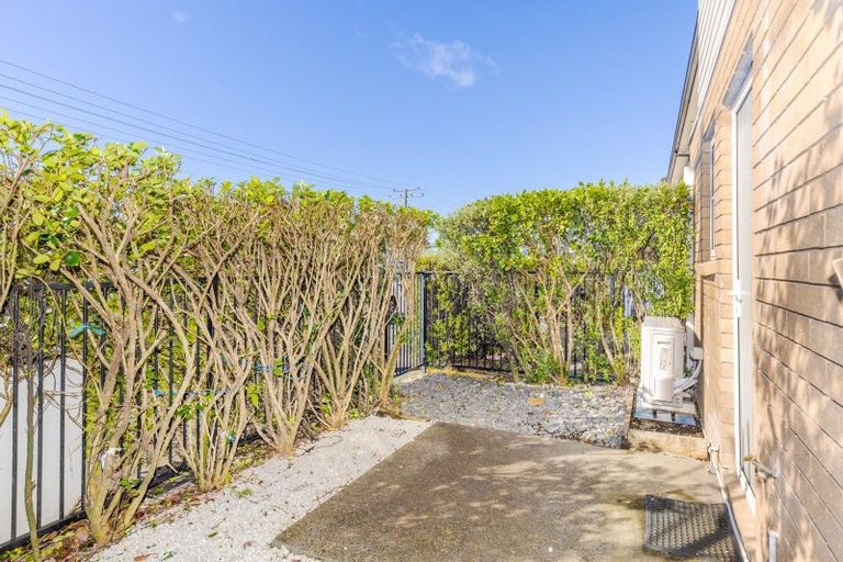 Photo of property in 1 Chiefs Court, Hamilton East, Hamilton, 3216