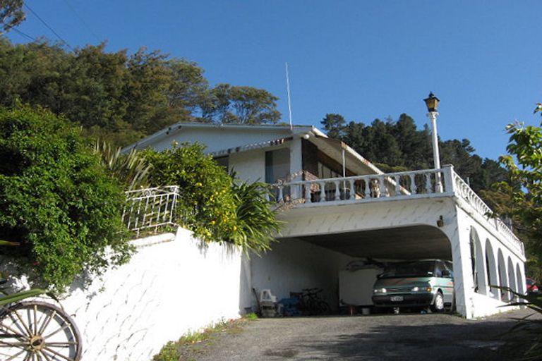 Photo of property in 25 Suffolk Street, Picton, 7220