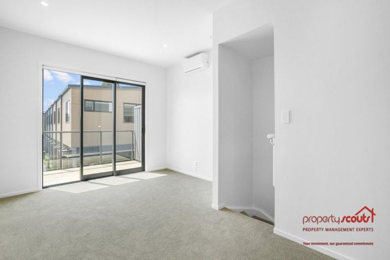 Photo of property in 4/694 Whangaparaoa Road, Stanmore Bay, Whangaparaoa, 0932