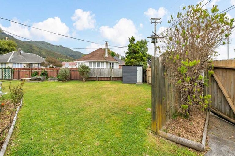 Photo of property in 34 Harris Street, Naenae, Lower Hutt, 5011