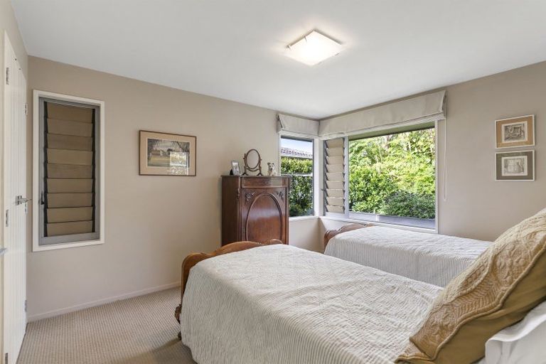 Photo of property in 13 Maritime Terrace, Birkenhead, Auckland, 0626