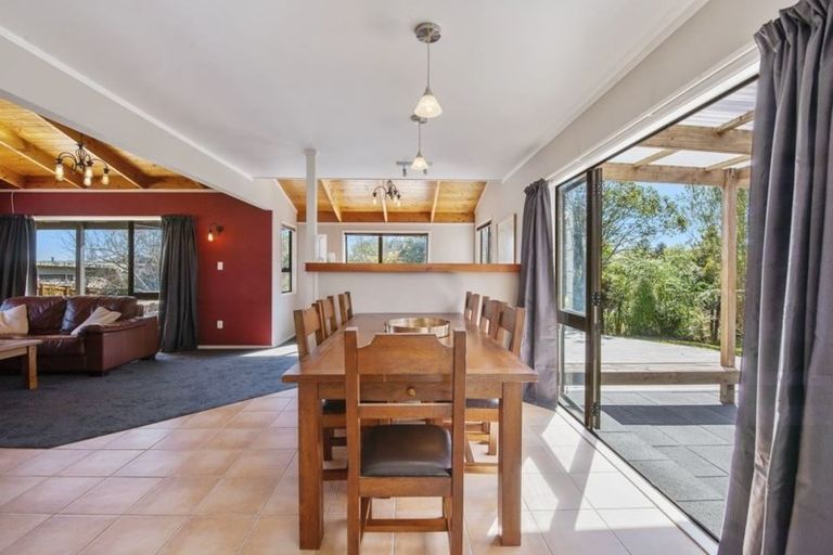 Photo of property in 10 Angela Place, Kinloch, Taupo, 3377