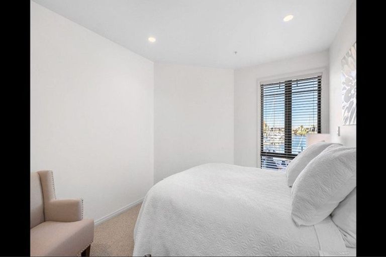 Photo of property in 7 Waterside Crescent, Gulf Harbour, Whangaparaoa, 0930