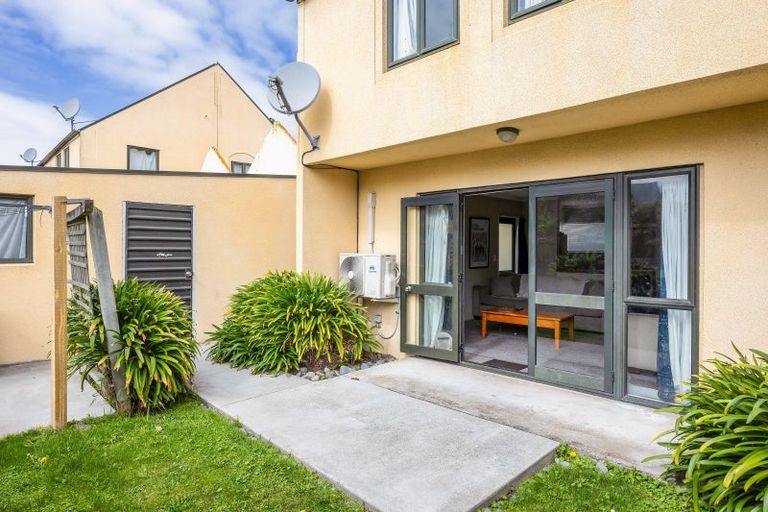 Photo of property in 4/36 Mathesons Road, Phillipstown, Christchurch, 8011