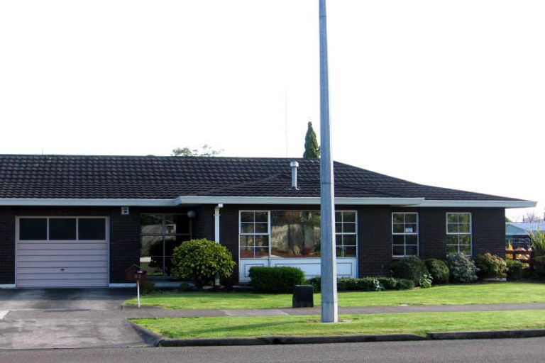 Photo of property in 83 Long Melford Road, Awapuni, Palmerston North, 4412