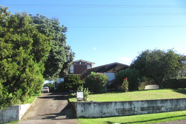 Photo of property in 11 Johnston Road, Mount Wellington, Auckland, 1060