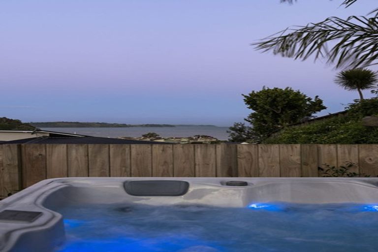 Photo of property in 13 Ariel Place, Snells Beach, 0920