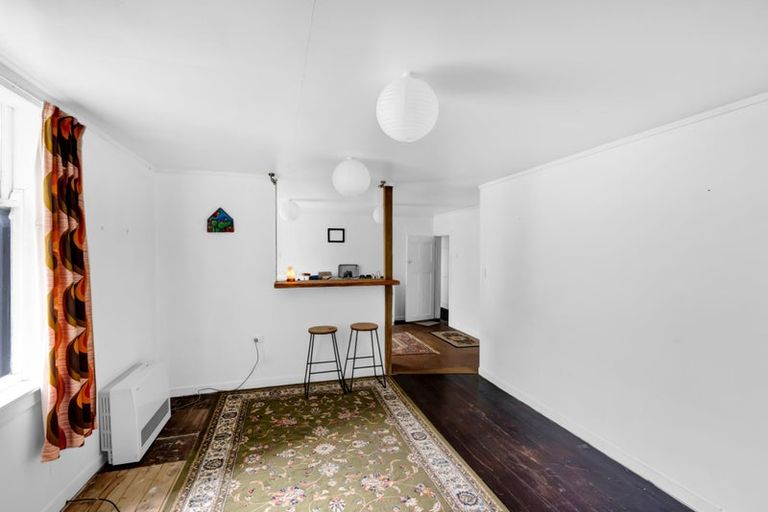 Photo of property in 96 Bridge Street, Eltham, 4322