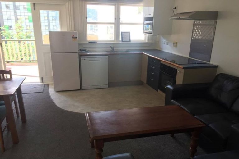 Photo of property in 4/205 The Terrace, Wellington Central, Wellington, 6011