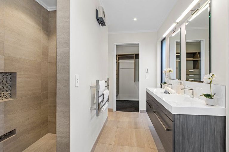 Photo of property in 1 Almond Lane, Prebbleton, 7604