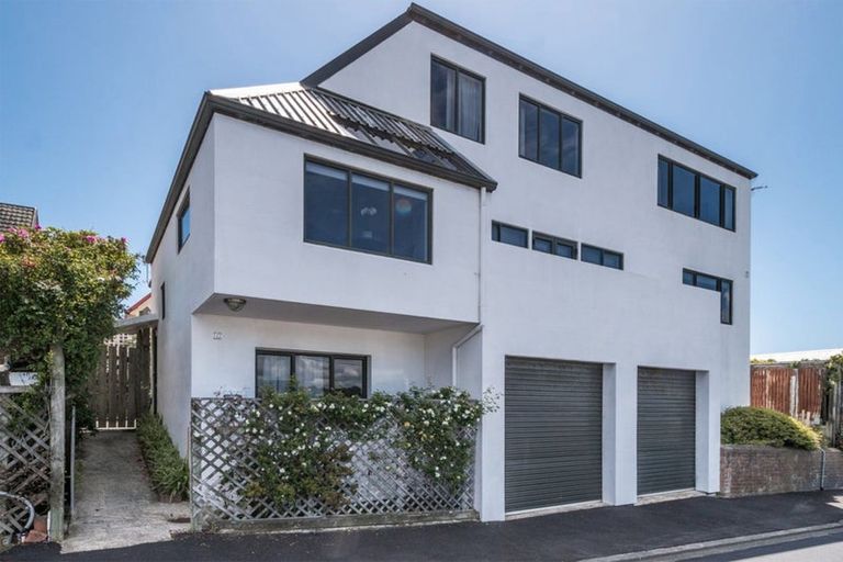 Photo of property in 10 Millward Street, Newtown, Wellington, 6021