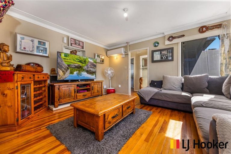Photo of property in 41 Beaumonts Way, Manurewa, Auckland, 2102