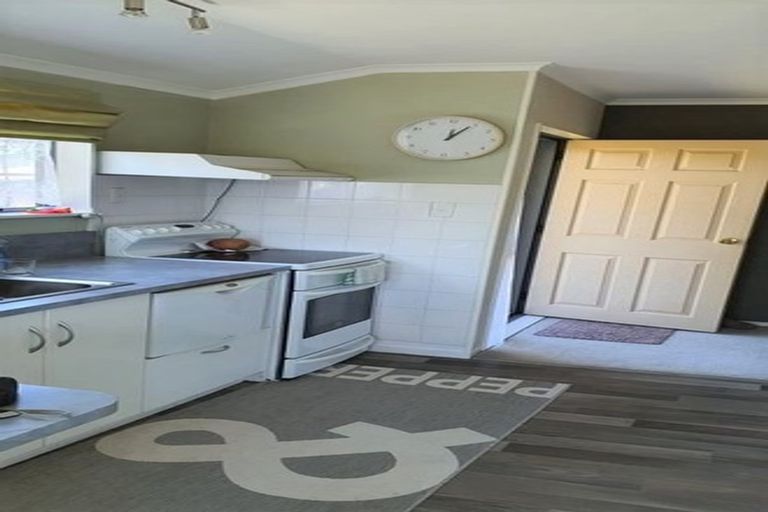 Photo of property in 14 Baxter Place, Owhata, Rotorua, 3010