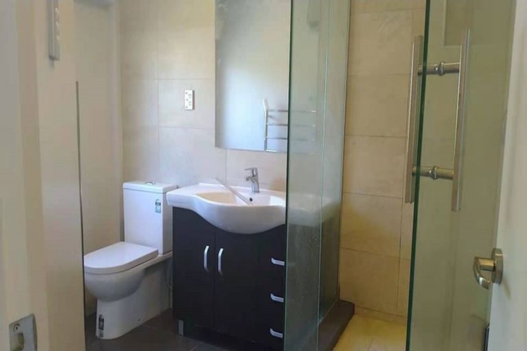 Photo of property in 1/6 Colum Place, Bucklands Beach, Auckland, 2014