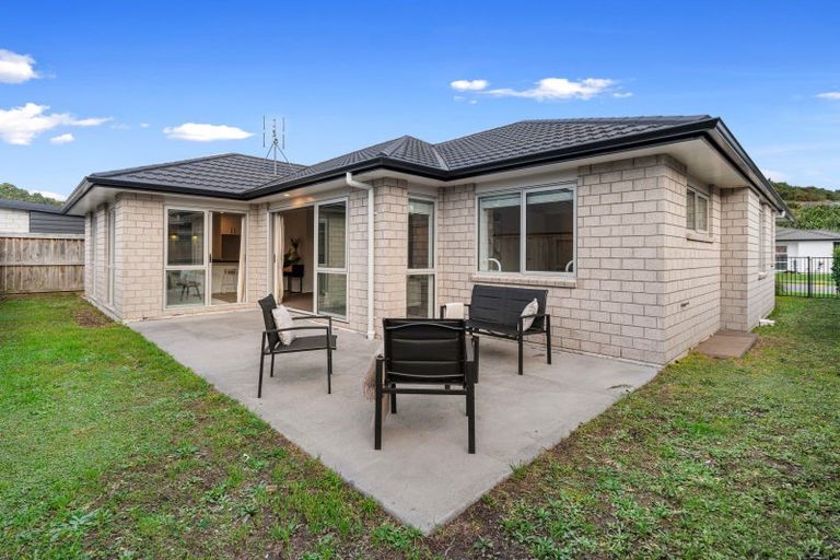 Photo of property in 54 Awataha Crescent, Pyes Pa, Tauranga, 3110