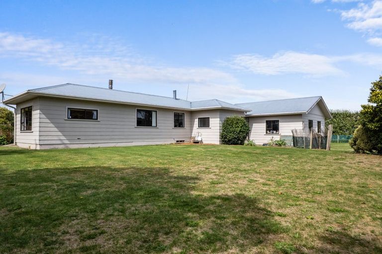 Photo of property in 525 Auroa Road, Auroa, Hawera, 4678
