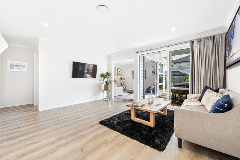 Photo of property in 32 Koropa Road, Flat Bush, Auckland, 2019