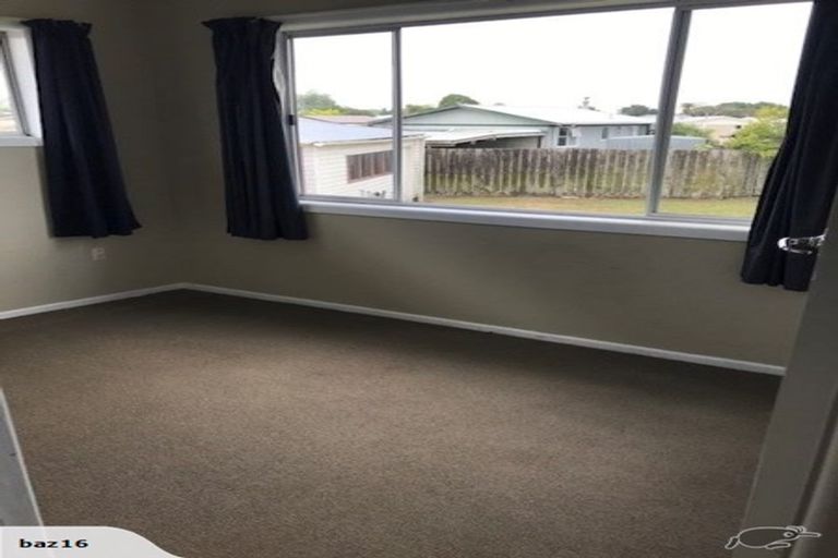 Photo of property in 15 Rosalind Street, Deanwell, Hamilton, 3206