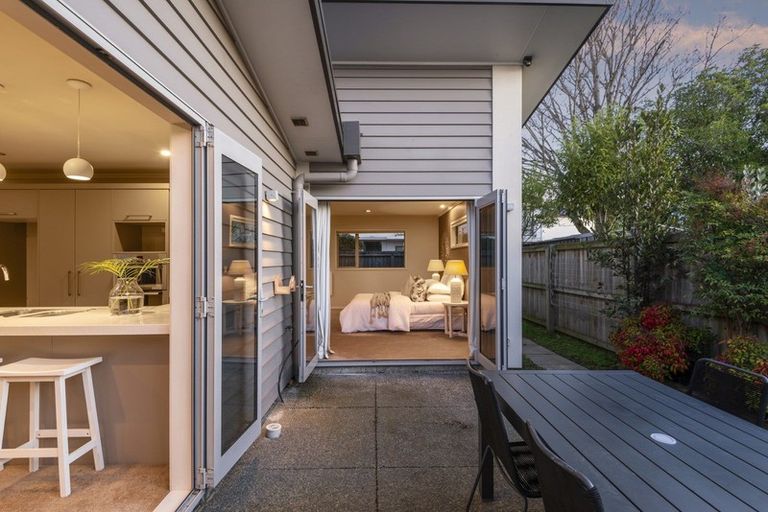 Photo of property in 37 Sherborne Street, St Albans, Christchurch, 8014