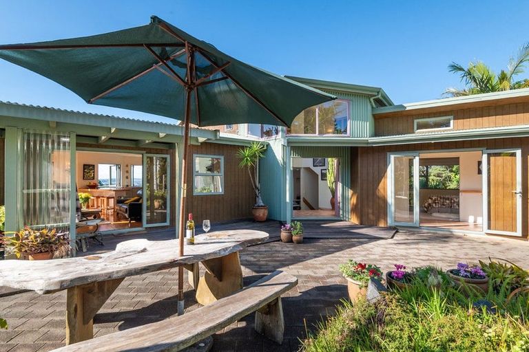 Photo of property in 417 Paremoremo Road, Paremoremo, Auckland, 0632