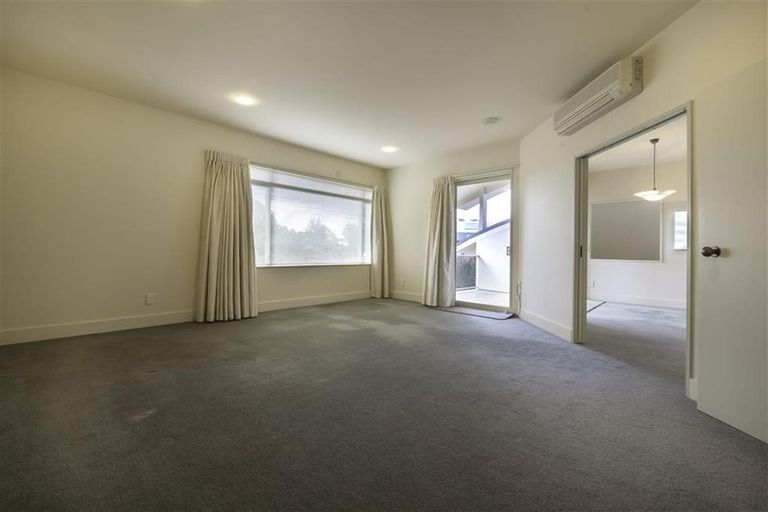 Photo of property in 3 Busby Place, Havelock North, 4130