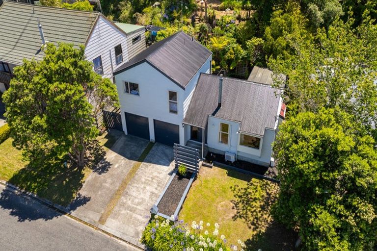 Photo of property in 6 Bowline Place, Whitby, Porirua, 5024