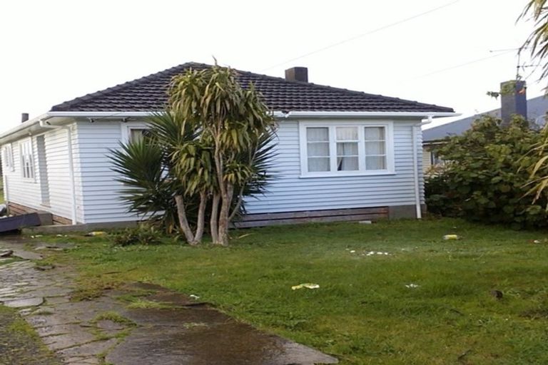 Photo of property in 63 Birdwood Road East, Pukekohe, 2120