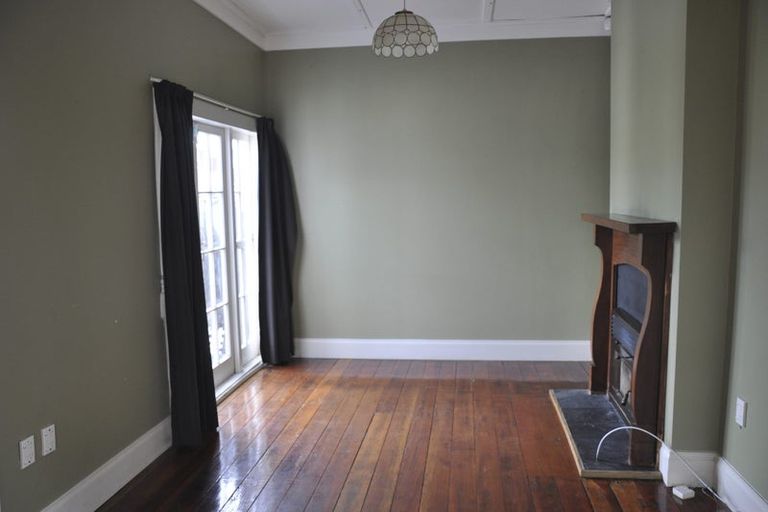 Photo of property in 1 Paradise Road, Napier South, Napier, 4110