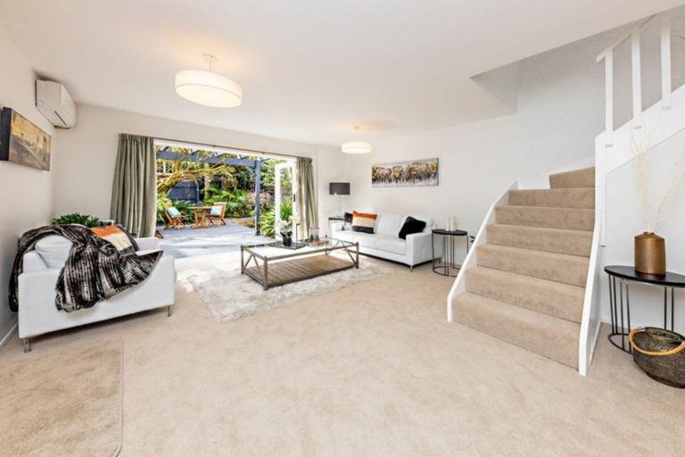 Photo of property in 7/35 Wairakei Street, Greenlane, Auckland, 1051
