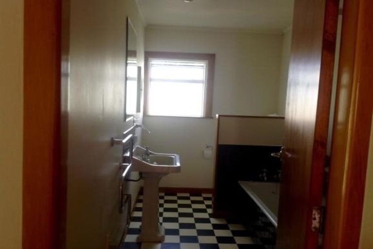 Photo of property in 8 Stafford Street, Whataupoko, Gisborne, 4010