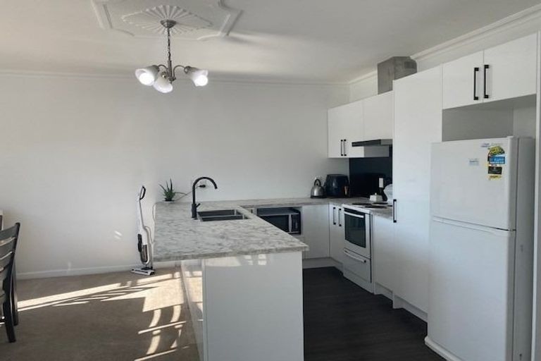 Photo of property in 26 Duncan Street, Tawa, Wellington, 5028