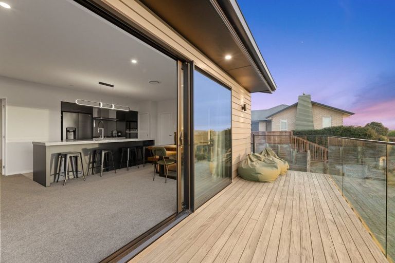 Photo of property in 6 Kingsgate Lane, Waihola, Milton, 9073