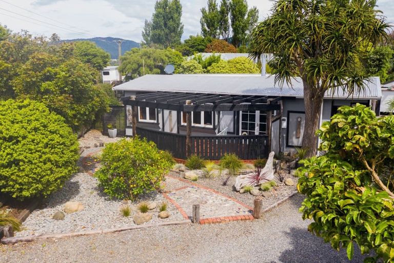 Photo of property in 68 Kiwi Road, Raumati Beach, Paraparaumu, 5032