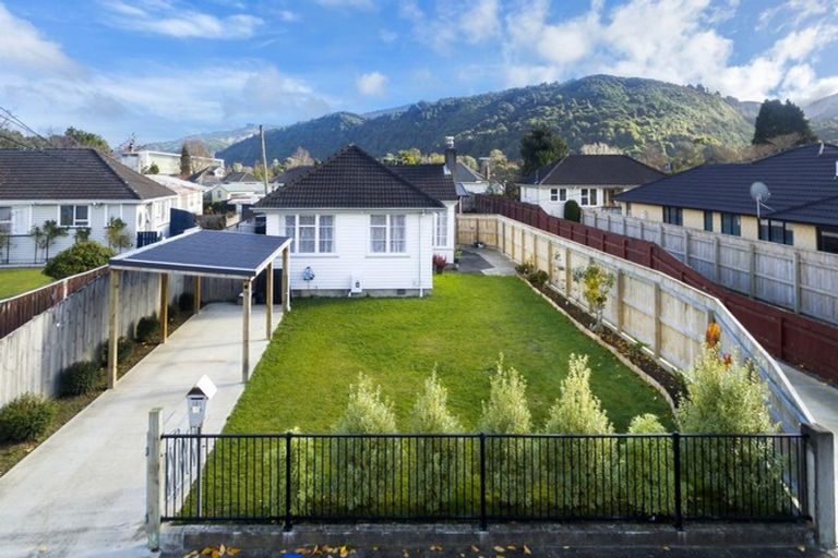 Photo of property in 121 Thackeray Street, Trentham, Upper Hutt, 5018