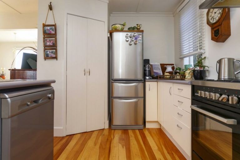 Photo of property in 19 Waitahanui Avenue, Taupo, 3330