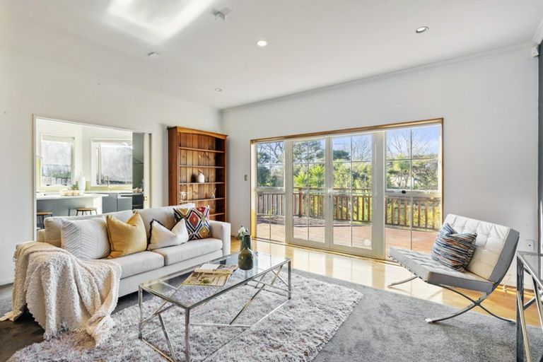 Photo of property in 39 Millstream Drive, Henderson, Auckland, 0610