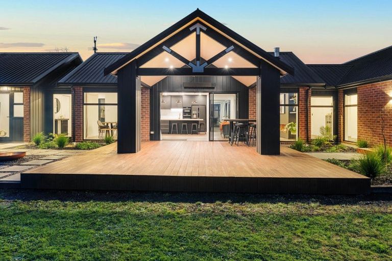 Photo of property in 291 Cameron Town Road, Buckland, Pukekohe, 2678