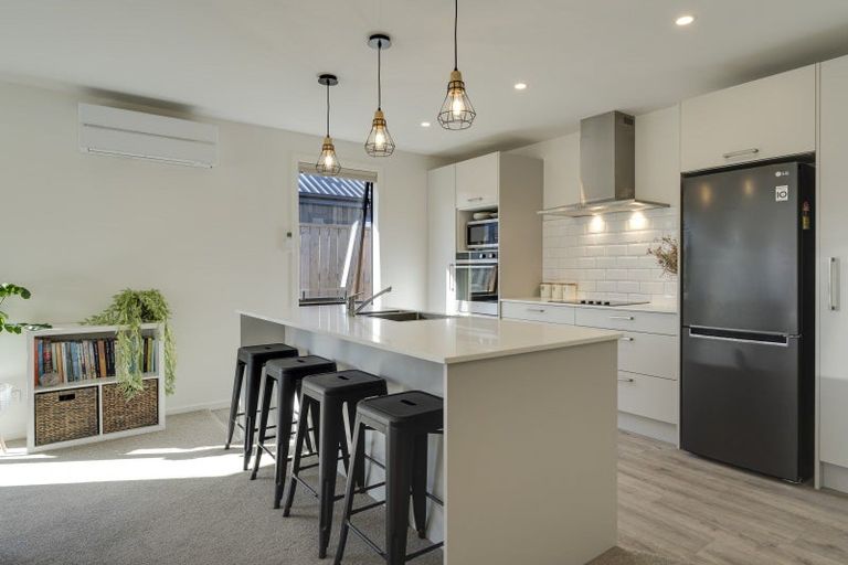 Photo of property in 9 Fallow Street, Jacks Point, 9371