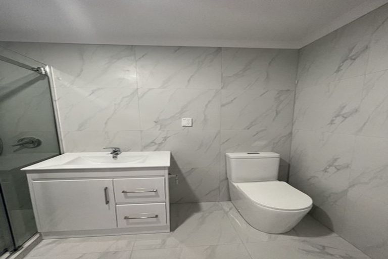 Photo of property in 4a Barnard Place, Manurewa East, Auckland, 2102